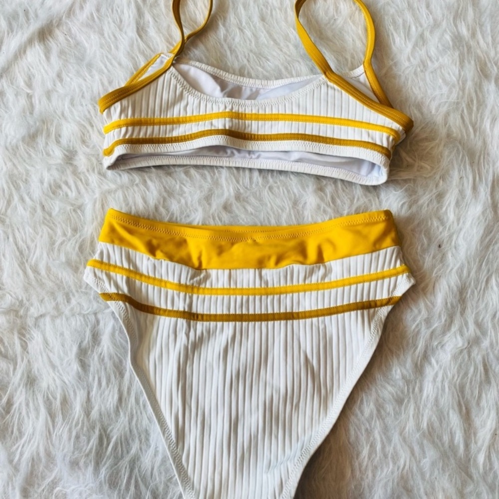 Cupshe NWOT white and yellow bikini molded cup top ribbed highwaist bottom small - Picture 5 of 8